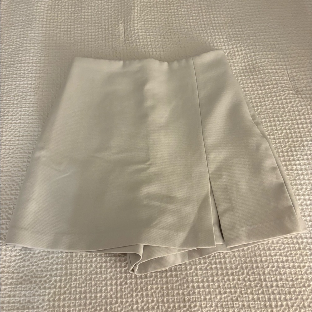 White Zara Skort